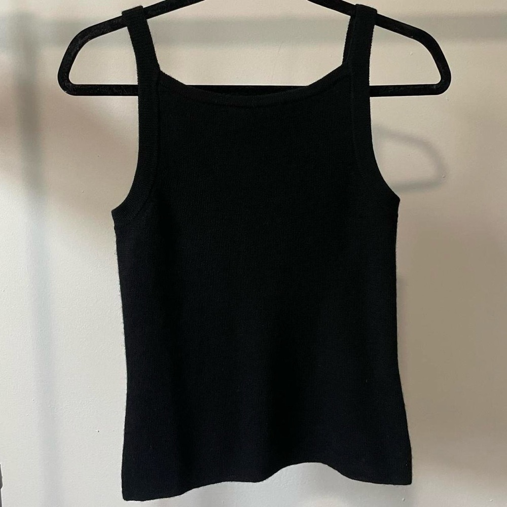 Eddie Bauer black merino wool tank top. Size: M